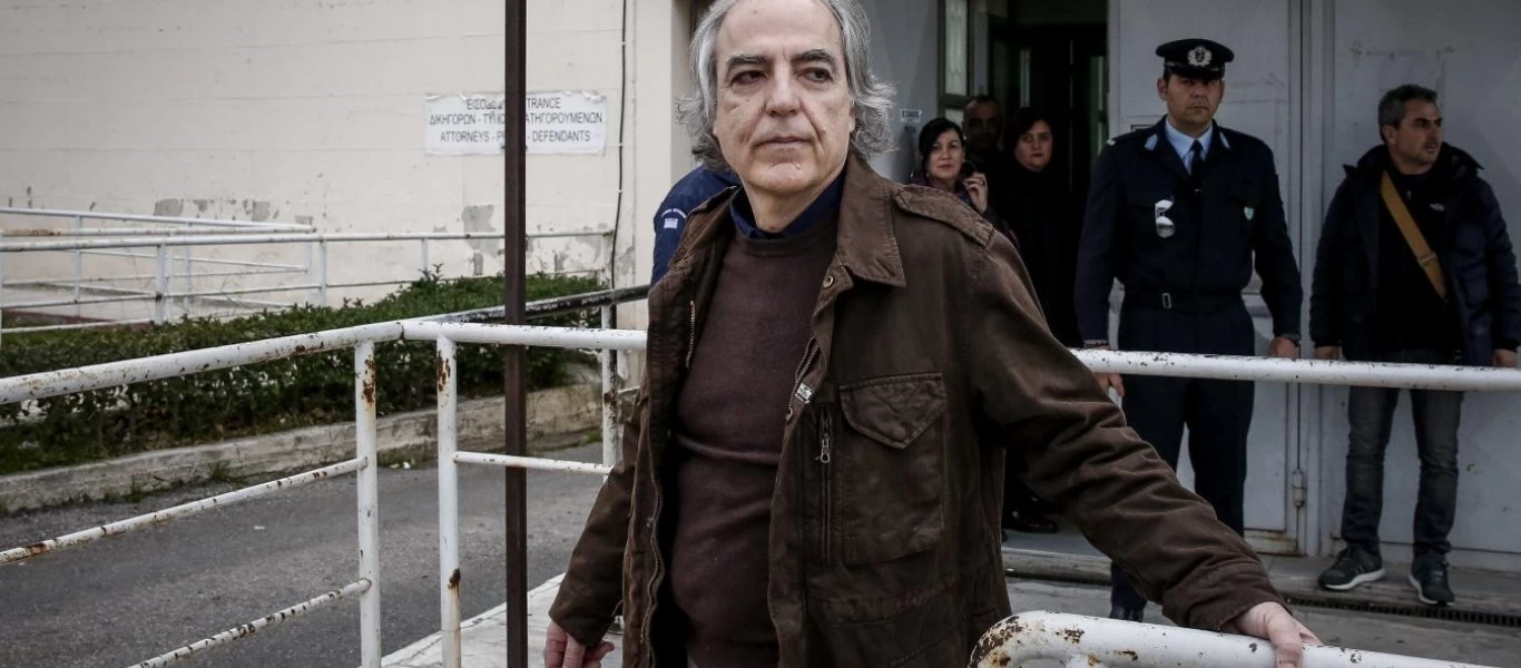 Πώς «τα έκανε θάλασσα» η κυβέρνηση Μητσοτάκη & στην περίπτωση Κουφοντίνα: Ψήφισαν νόμο που δικαιώνει τον «Λουκά» της 17Ν